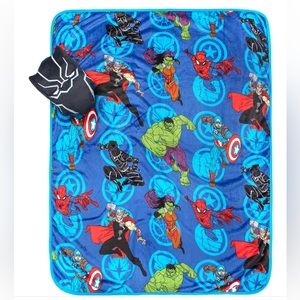 Avengers Black Panther 2-Pc. Pillow & Blanket Nogginz Set